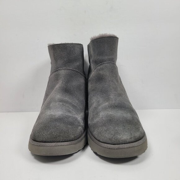 UGG Classic Femme Mini Women's Gray Suede Ankle Boots S/N 1117535 US Size 8 - Picture 3 of 8